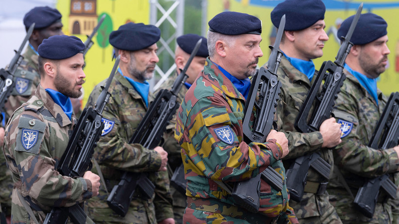 Armée européenne : «Il faudrait peut-être savoir quel carburant elle utilisera», tacle Zakharova