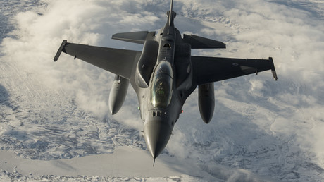 Chasseur F-16 de l'armée de l'air turque (image d'illustration).