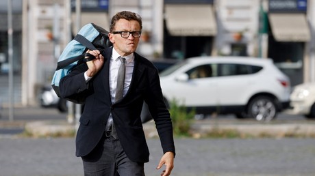 Attaqué dans une tribune par des «personnalités de la culture», Sylvain Tesson est défendu par Rachida Dati