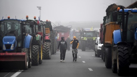 France : des syndicats d’agriculteurs appellent à un «blocus de Paris» le 26 janvier