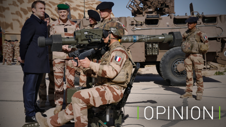 De la militarisation du discours à l’envoi effectif de troupes : où Macron va-t-il s’arrêter dans la trahison ?