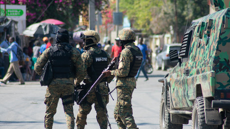 Haïti : affrontements entre police et bandes armées, le chaos s’étend à Port-au-Prince