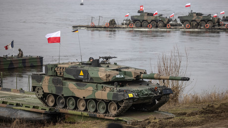 Blindé Leopard II polonais lors d'exercices de l'Alliance atlantique sur la Vistule, mars 2024 (image d'illustration).