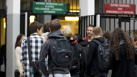 France : polémique après le départ d'un proviseur menacé de mort