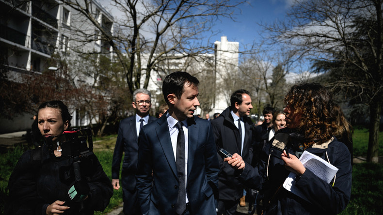 France : face à la «dérive budgétaire» du gouvernement, la droite persiste dans ses menaces de motion de censure