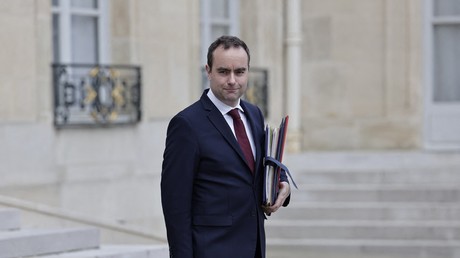 Le ministre français des Armées Sébastien Lecornu, le 6 mars 2024 (image d'illustration).