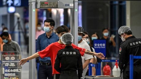 Cristaux de saphir : des scientifiques russes trouvent le moyen d’accroître l’intensité du rayonnement térahertz