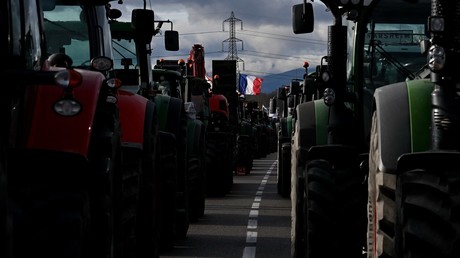 France : à Montauban, la manifestation des agriculteurs a viré à l’affrontement avec la police