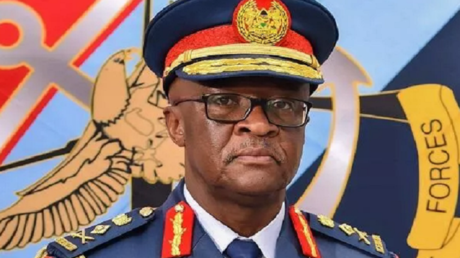 Crash d'hélicoptère au Kenya: le chef des armées et 9 responsables militaires tués