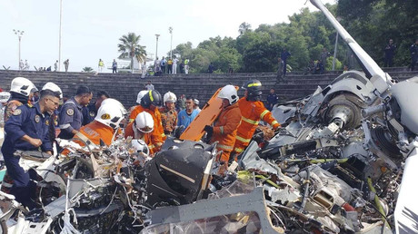 Dix morts dans la collision de deux hélicoptères de l’armée en Malaisie (VIDEOS)