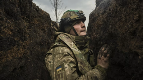 «Du côté ukrainien, la panique grandit sur le front», selon Peskov