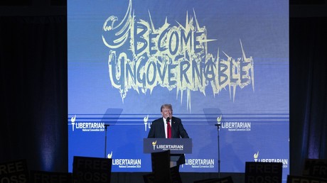 À la convention libertarienne, Trump s'engage à mettre fin au conflit ukrainien