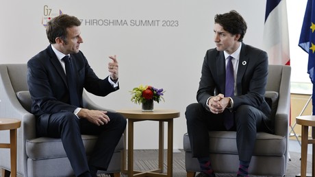 Emmanuel Macron a fait pression sur Justin Trudeau pour lever les sanctions sur le titane russe