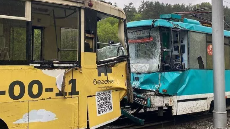 Russie : un mort et une centaine de blessés dans un accident de tramway (VIDEO)