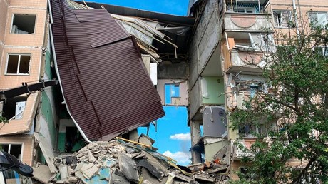 Belgorod : un immeuble d'habitations s'effondre en partie, après un bombardement ukrainien