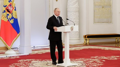 Sécurité en Eurasie : Moscou «prêt à débattre» avec les pays membres de l’OTAN, assure Poutine