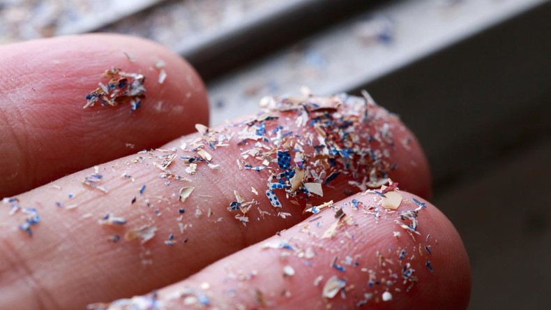 Microplastiques en mer Méditerranée : le WWF tire la sonnette d’alarme