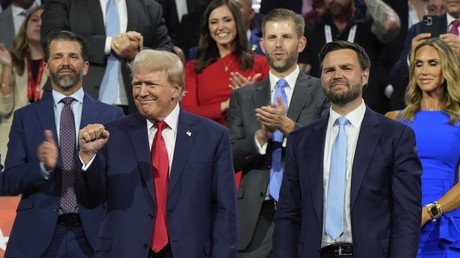 À la convention républicaine de Milwaukee, Trump choisit comme colistier Vance, partisan d'une paix en Ukraine