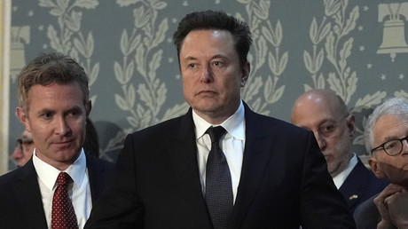Elon Musk attaqué par l'UE pour avoir interviewé Donald Trump sur X