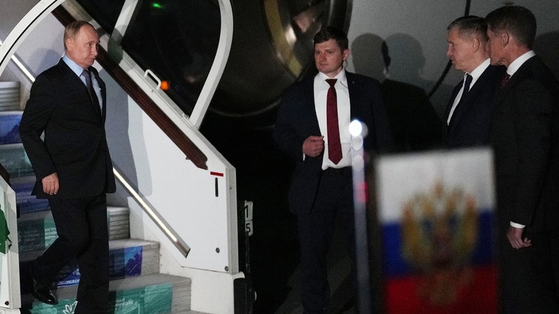 Vladimir Poutine est arrivé à Vladivostok pour participer au 9e Forum économique oriental les 4 et 5 septembre