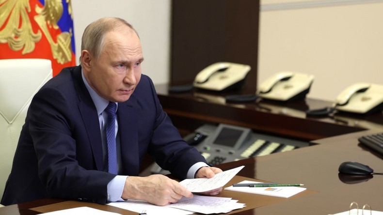 EN DIRECT : Vladimir Poutine s'entretient avec le Conseil de sécurité