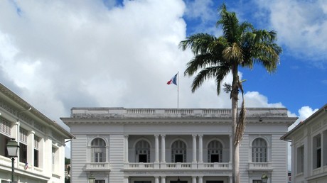 Martinique : la préfecture annonce la signature d'un accord pour baisser les prix de certains produits