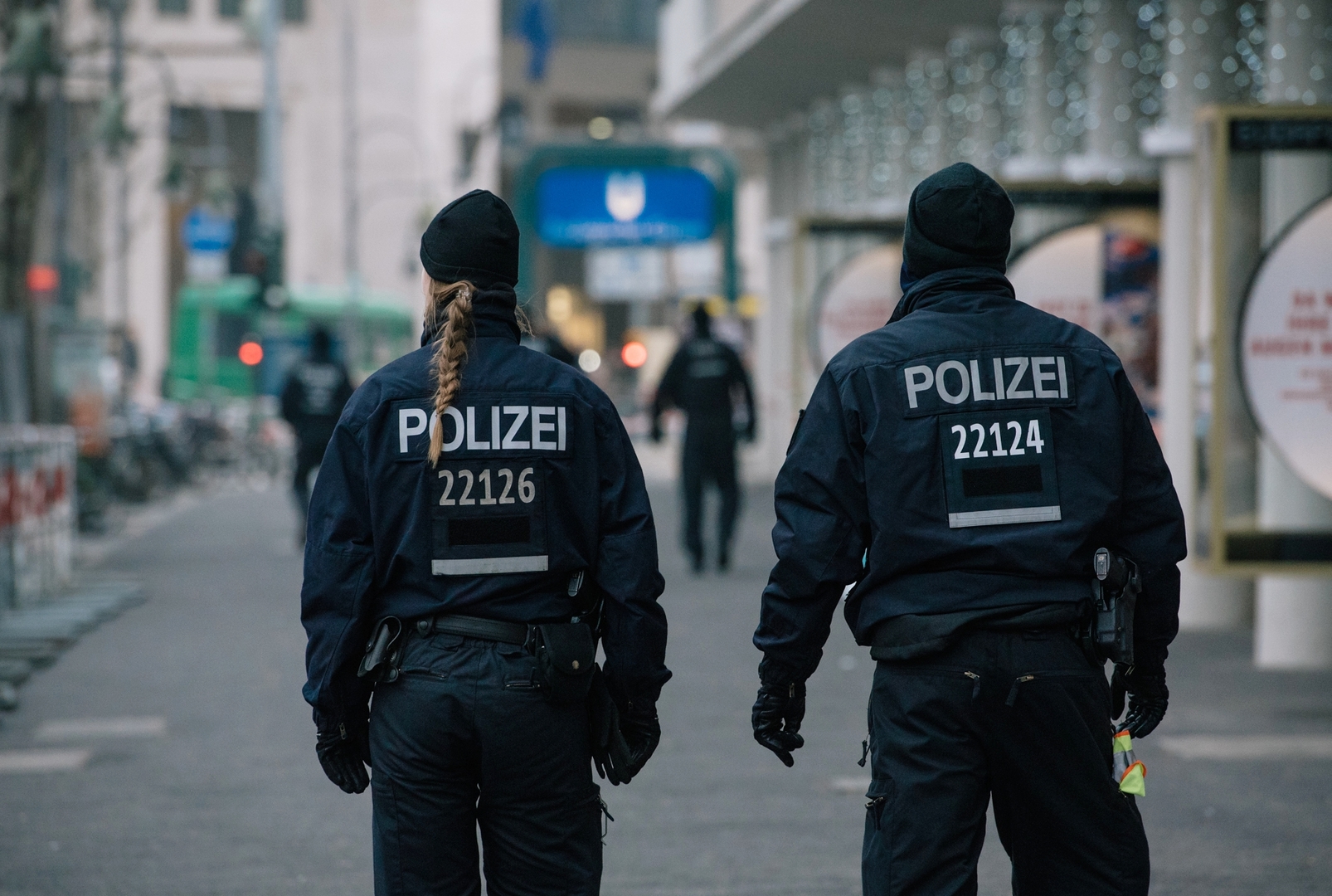 Berlin : la patronne de la police recommande aux juifs et aux homosexuels d'être «plus prudents» dans «certains quartiers»