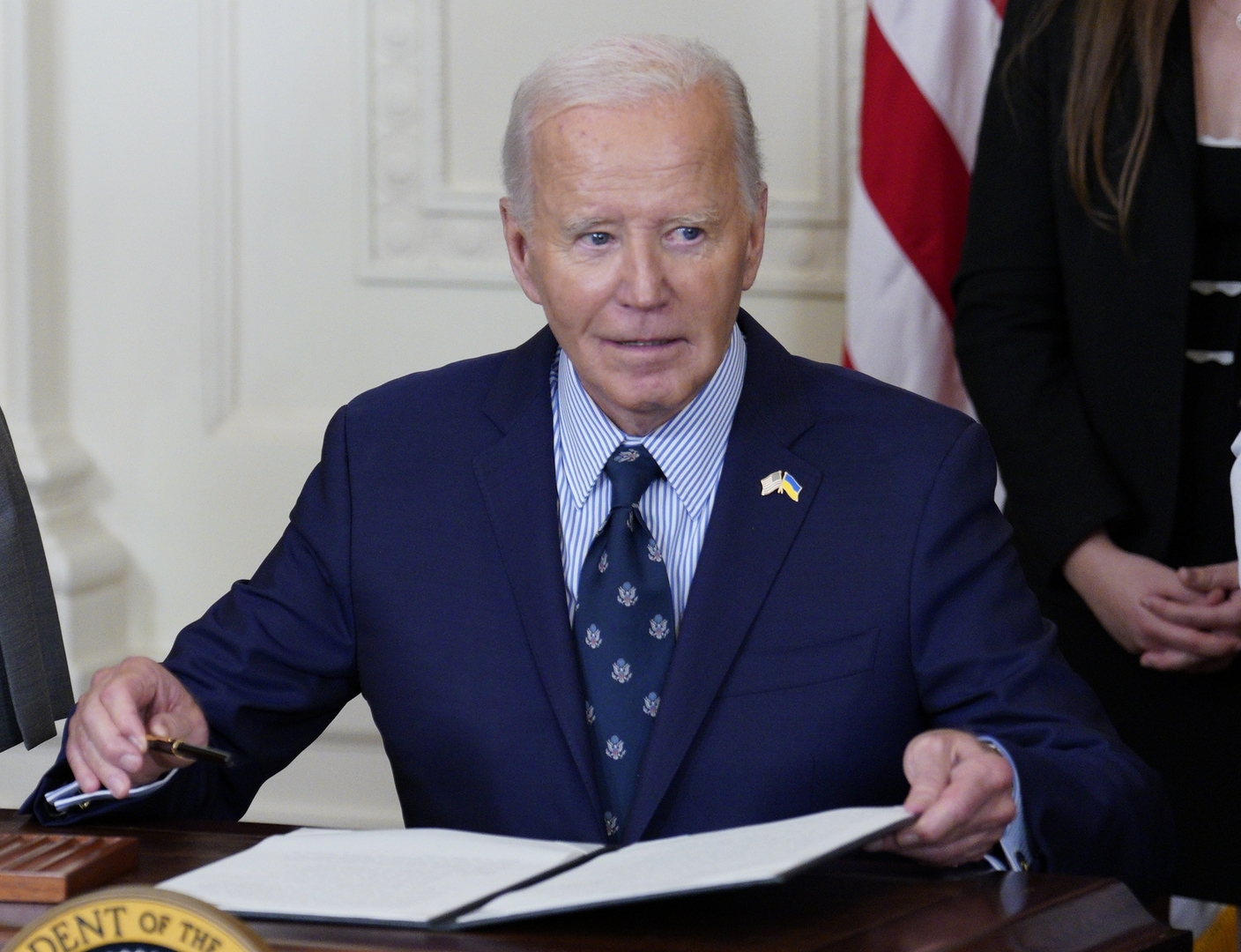 Conflit en Ukraine : Joe Biden approuve la livraison de mines antipersonnel