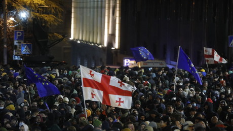 Géorgie : Violents affrontements entre manifestants pro-UE et forces de l’ordre à Tbilissi (VIDÉOS)