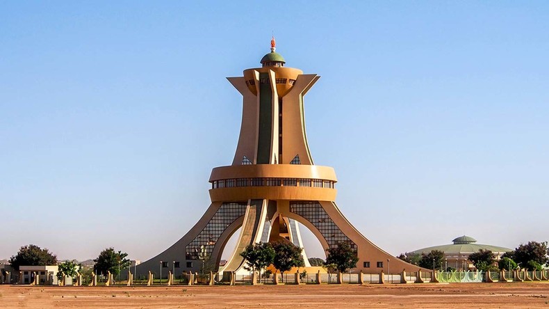 Burkina Faso : libération de quatre agents Français après une médiation marocaine