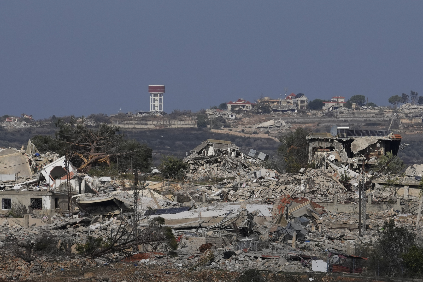 Cessez-le-feu au Liban : l'armée israélienne continue de mener des opérations dans le sud du pays