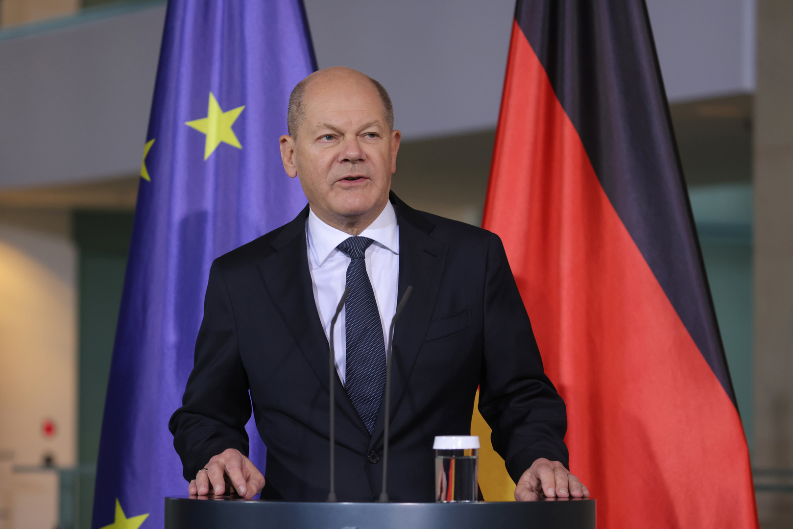 Le Bundestag vote une motion de censure contre Olaf Scholz