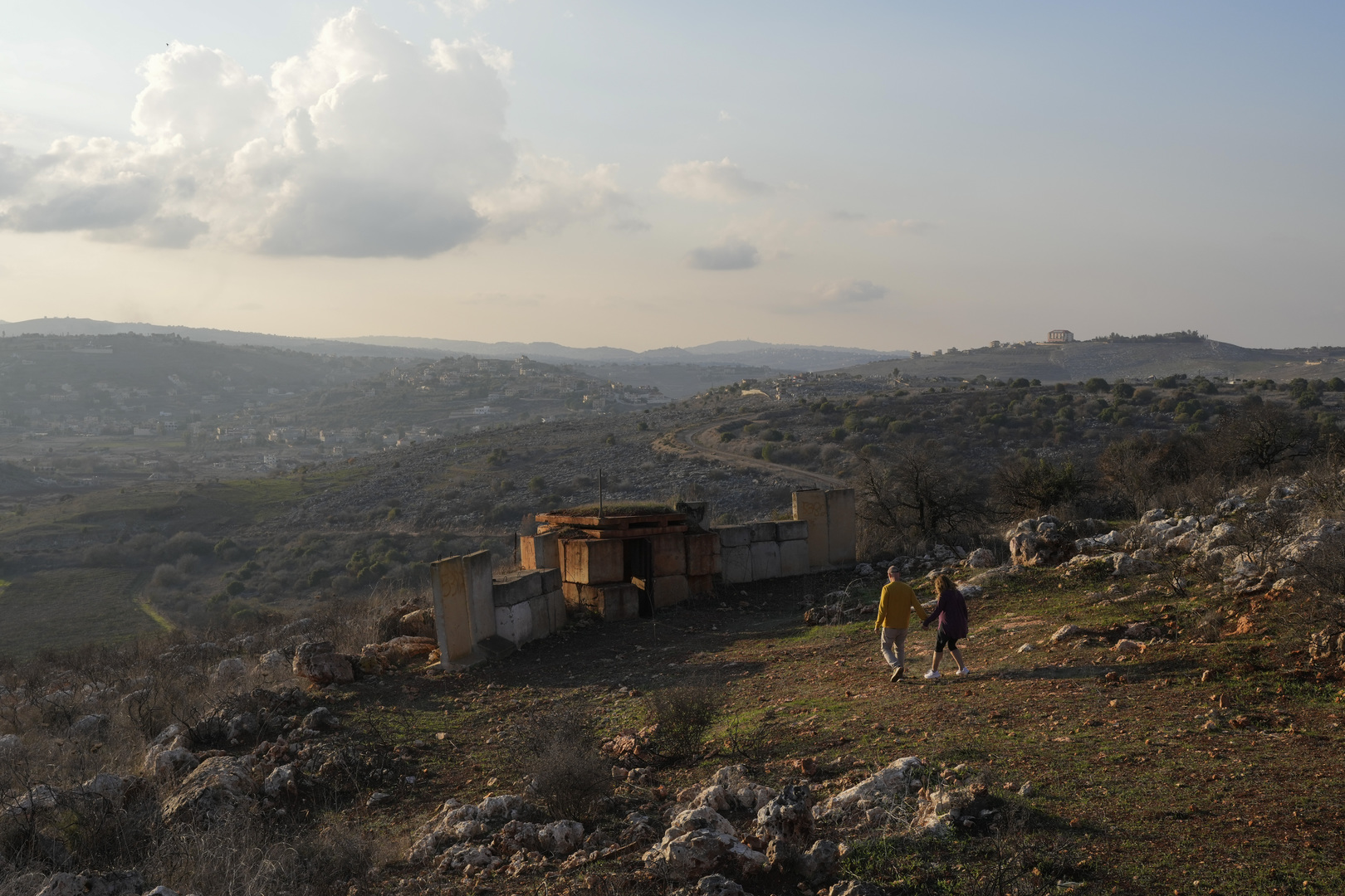 Sud-Liban : l'armée israélienne annonce la destruction d'un «quartier général»  du Hezbollah