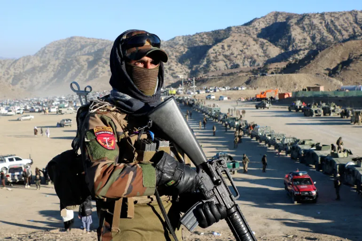 Tensions entre Islamabad et Kaboul : les talibans annoncent avoir frappé «plusieurs points» au Pakistan