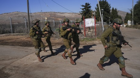 Liban : bombardements israéliens et tirs de roquettes du Hezbollah en plein cessez-le-feu