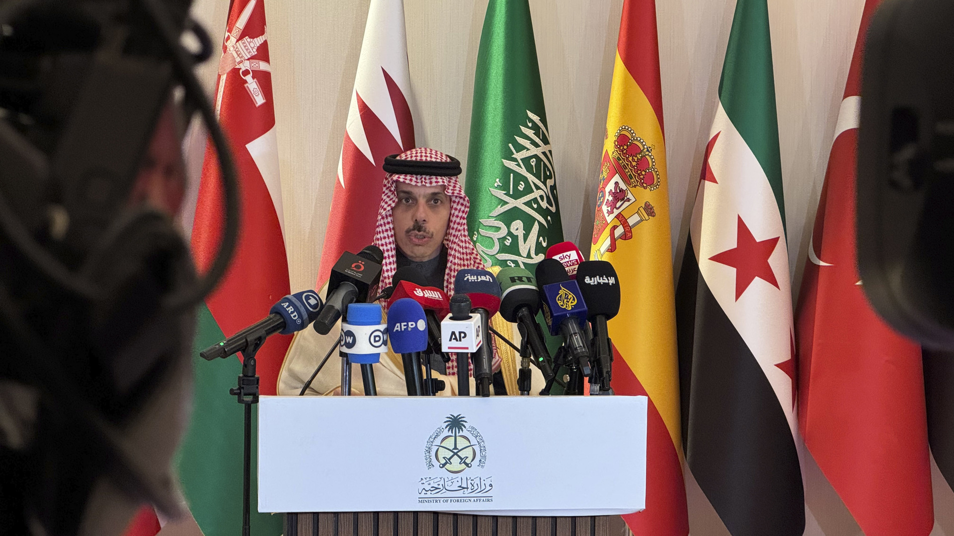 L'Arabie saoudite appelle à la levée des sanctions contre la Syrie afin de stabiliser le pays