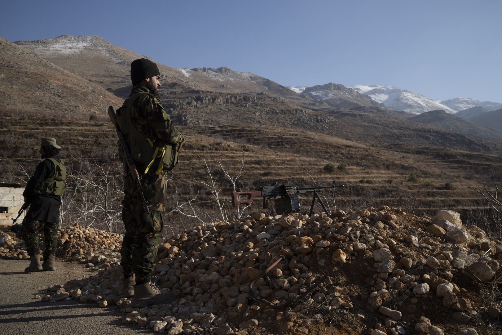 L'armée israélienne continue ses opérations en Syrie et mène des frappes qui ont fait trois morts