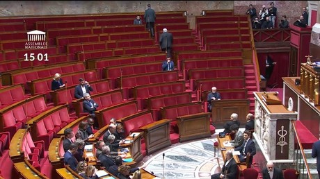 Large rejet de la motion de censure déposée par les partis de gauche