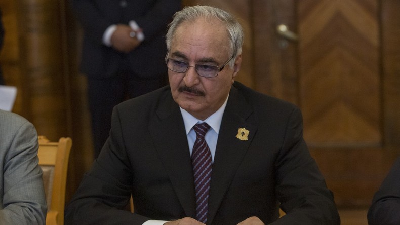 Le maréchal Haftar reçu à l'Elysée par le président français
