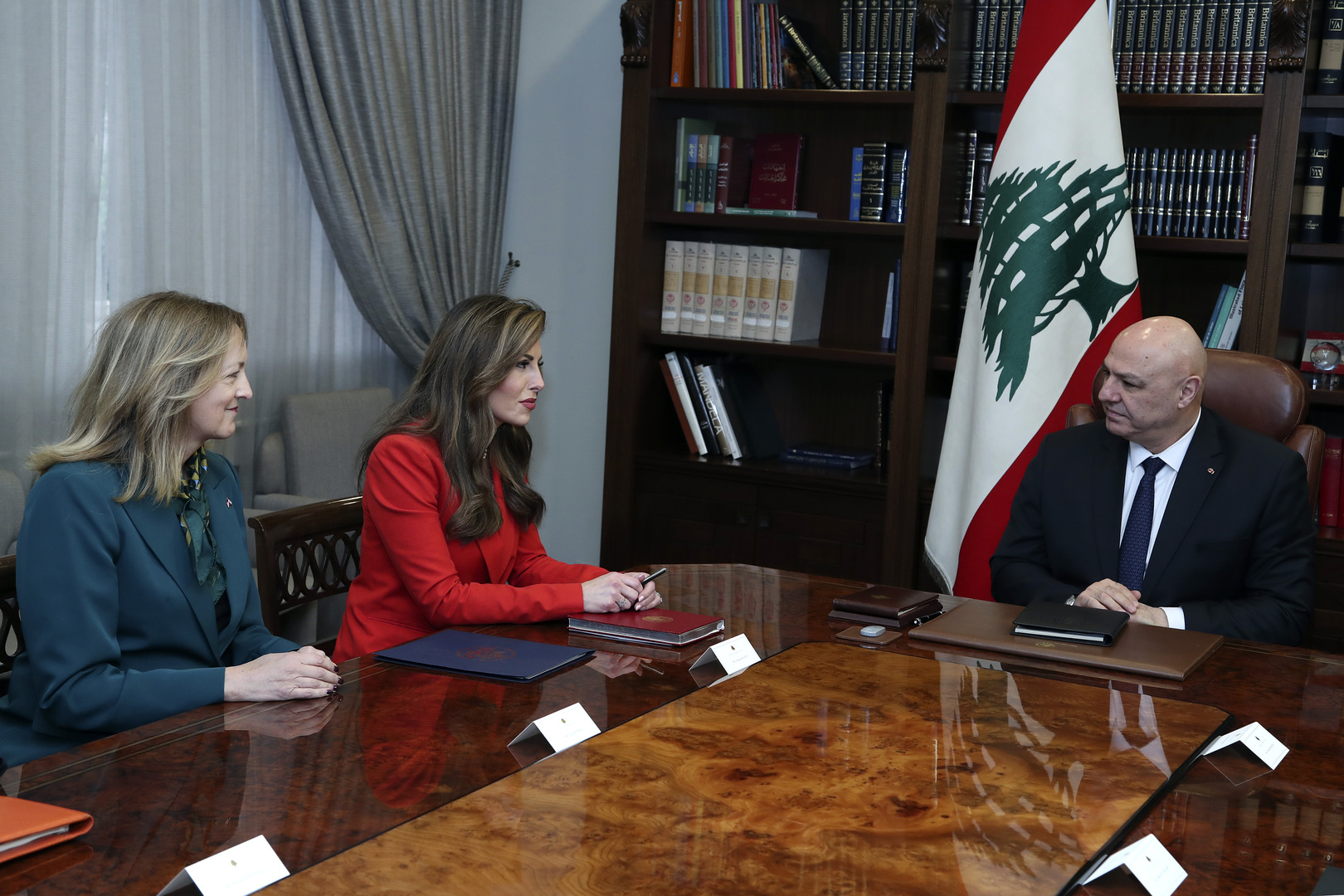 Nouveau gouvernement libanais: un premier pied de nez à Washington