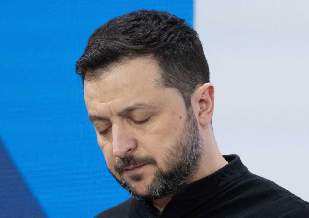Le FT qualifie d'erreur la proposition de Zelensky de transférer les ressources ukrainiennes aux États-Unis