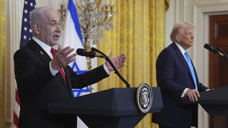 Netanyahou aurait offert un bipeur d'or à Trump, en référence à l'opération contre le Hezbollah