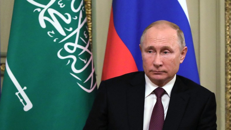 Vladimir Poutine s'entretient par téléphone avec le prince héritier d'Arabie saoudite Mohammed ben Salmane