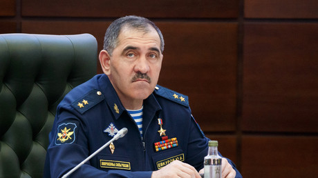 Le général Iounous-Bek Evkourov, vice-ministre russe de la Défense