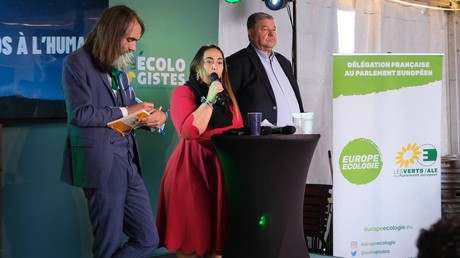 Menacée de mort, la députée Sabrina Sebaihi reçoit la photo d’un couteau ensanglanté