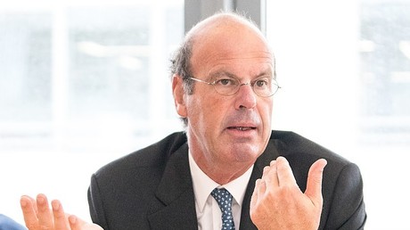 Défense française : Éric Lombard écarte un livret d’épargne dédié