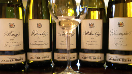 Trump menace d’imposer 200 % de droits de douane sur les champagnes et les vins de France et d’Europe