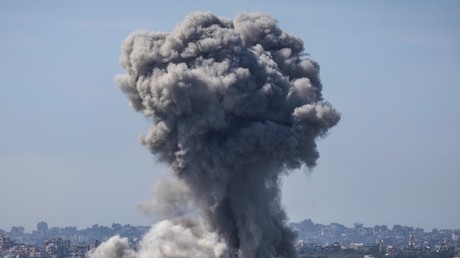 Malgré la reprise des bombardements israéliens, le Hamas négocie toujours