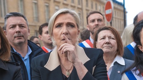 Inéligibilité : le Conseil constitutionnel tranche sans bouleverser l’avenir de Marine Le Pen