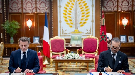 Le Maroc officialise une commande de 18 TGV à la France